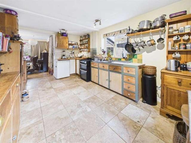 House for sale in Black Bourton, Oxfordshire