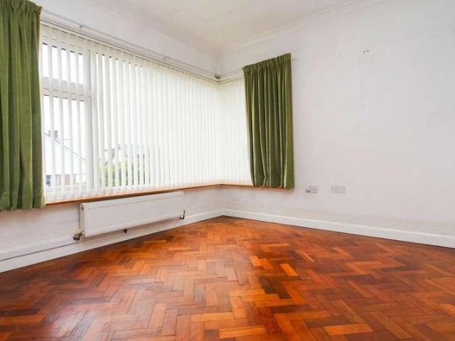 House for sale in The Knap, Barry