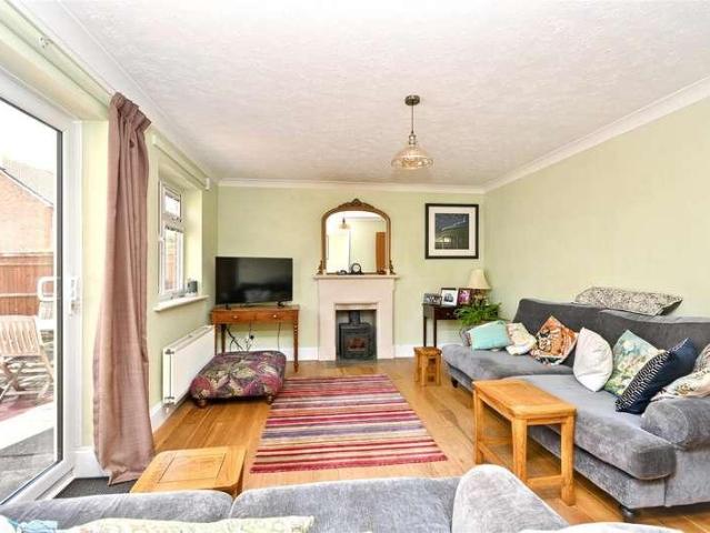 House for sale in Willingdon, Cross In Hand