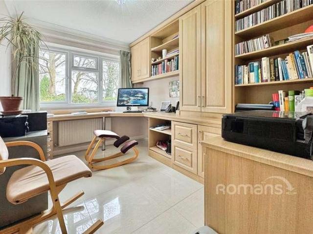 House for sale in Little Sandhurst