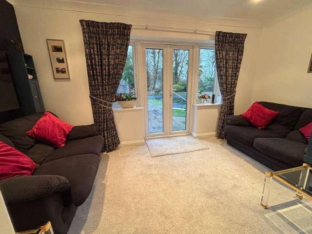 House for sale in Borehamwood, Hertfordshire