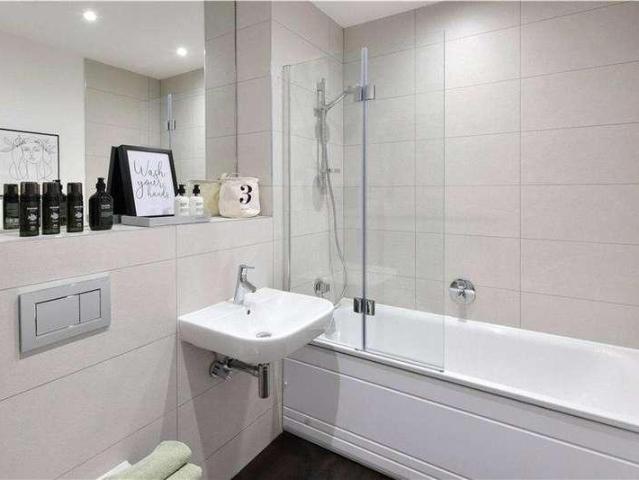 House for sale in High Wycombe Community Board, High Wycombe