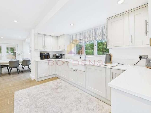 House for sale in Fordham Heath, Essex