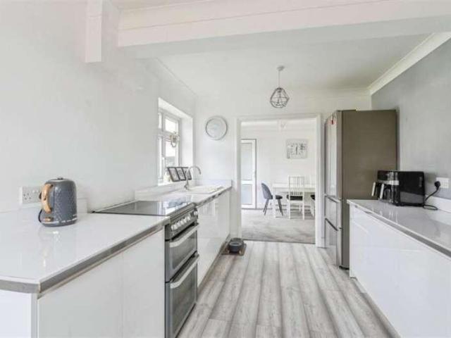 House for sale in Rainham, Greater London