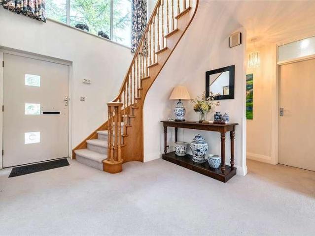 House for sale in Heatherside, Heol-las