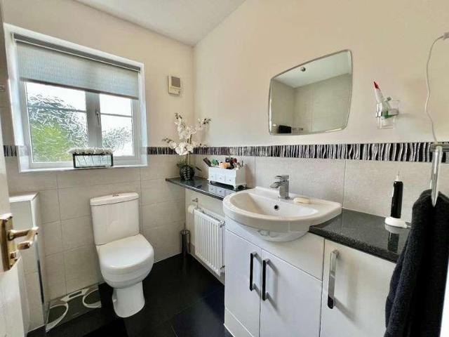 House for sale in Broadlands, Wales