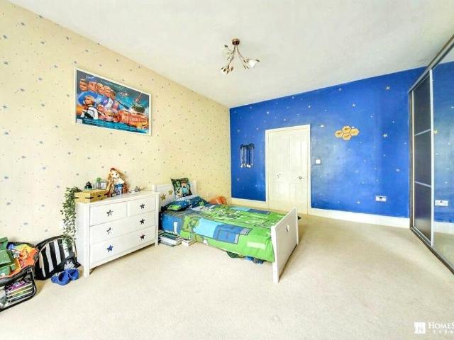 House for sale in Halton