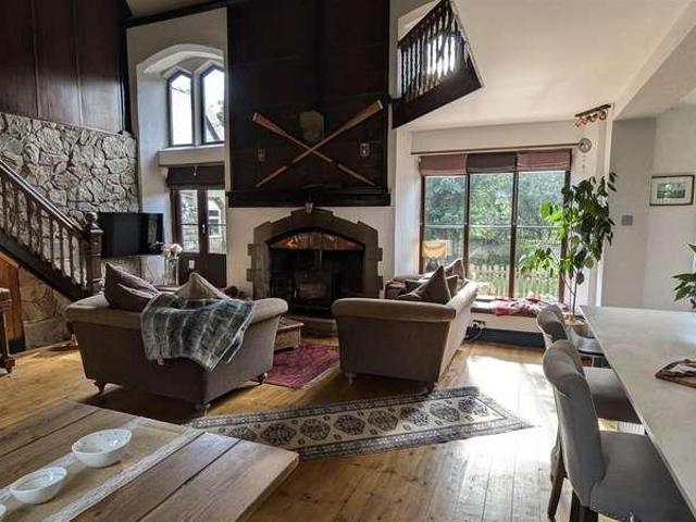 House for sale in Holywell, Llanasa
