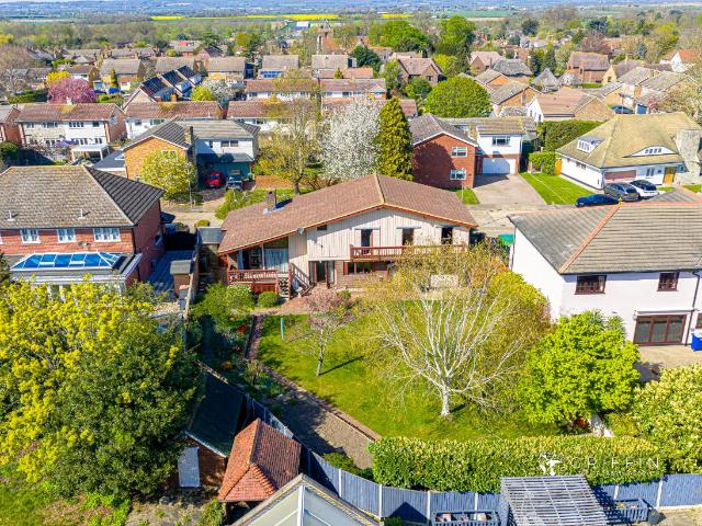 House for sale in The Bonners, Orsett