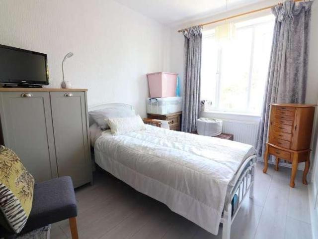House for sale in Luton, Biscot