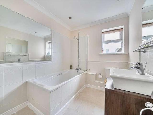 House for sale in Clayhall, Middlecroft