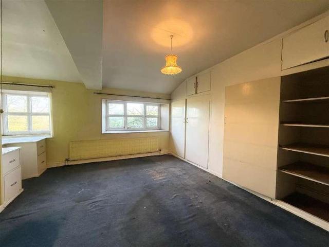 House for sale in Grange Moor, West Yorkshire