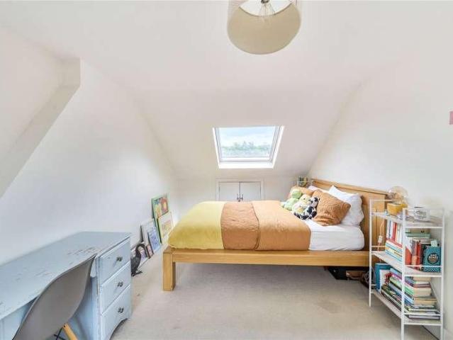 House for sale in Muswell Hill, Greater London