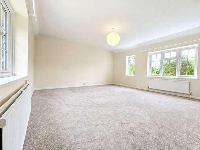House for sale in Perryfields, West Sussex