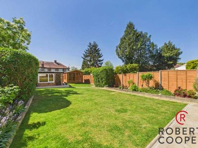 House for sale in London Borough of Hillingdon, Greater London