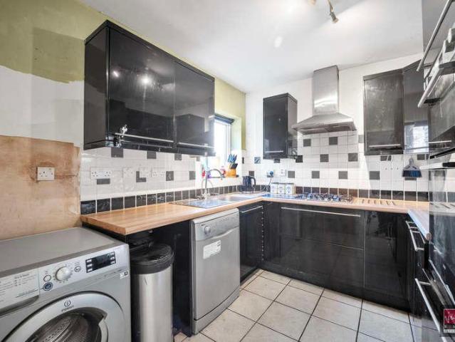 House for sale in Lower Halliford, Surrey