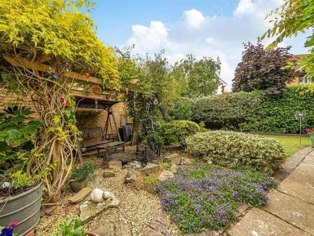 House for sale in Hardway, Middlecroft