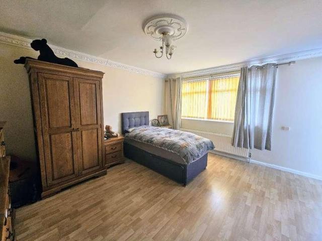 House for sale in Walsall, Holly Bank