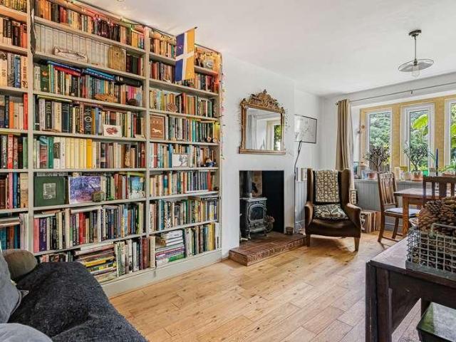 House for sale in Brimscombe and Thrupp, School House
