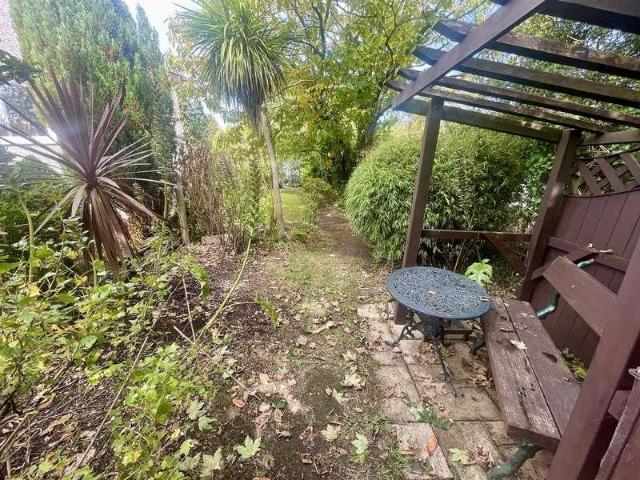 House for sale in Llaniestyn, Wales