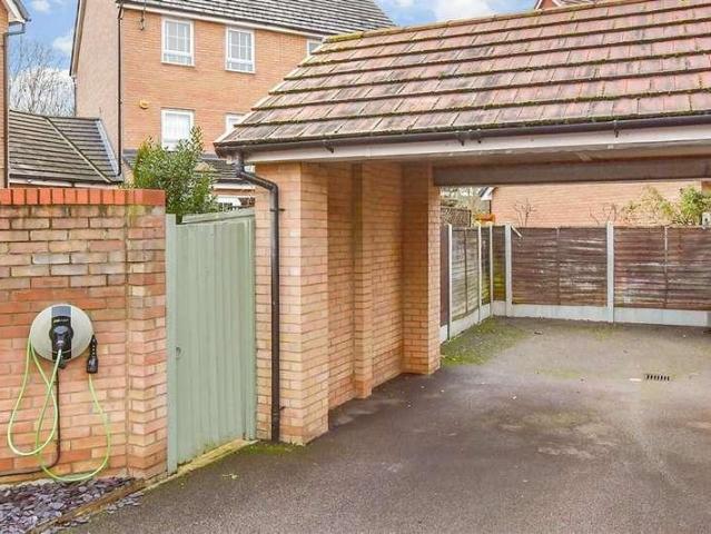 House for sale in Lee Chapel, Basildon
