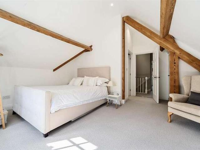 House for sale in Totteridge, Greater London