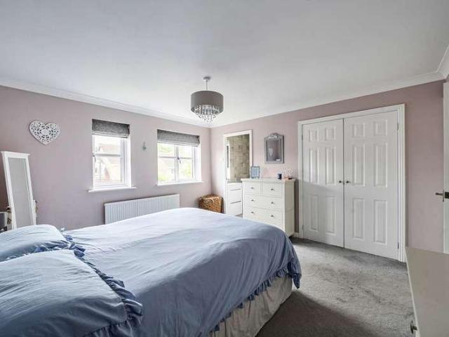 House for sale in Abbey Mead, Swindon