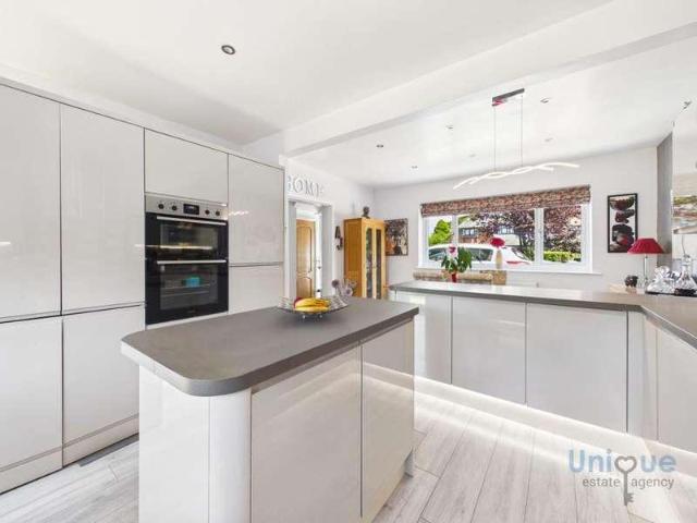House for sale in Little Eccleston-with-Larbreck, Lancashire