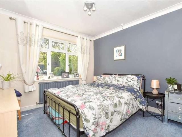 House for sale in The Butts, Kent