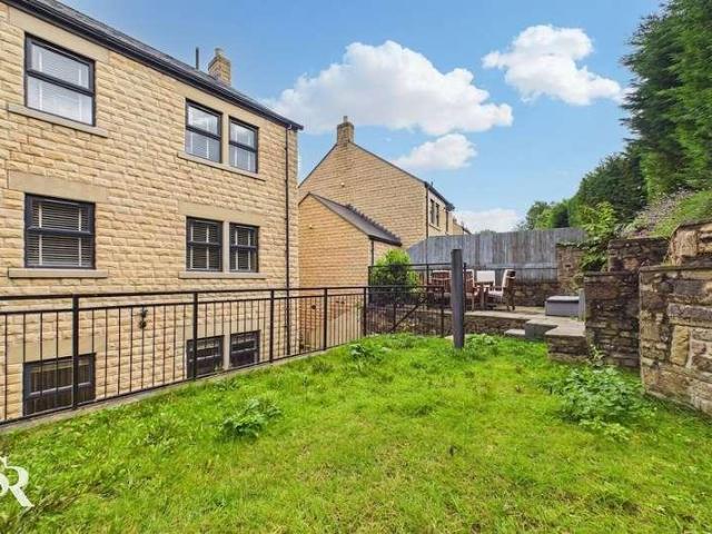 House for sale in Charlesworth, East Midlands