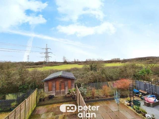 House for sale in Coedkernew, Wales