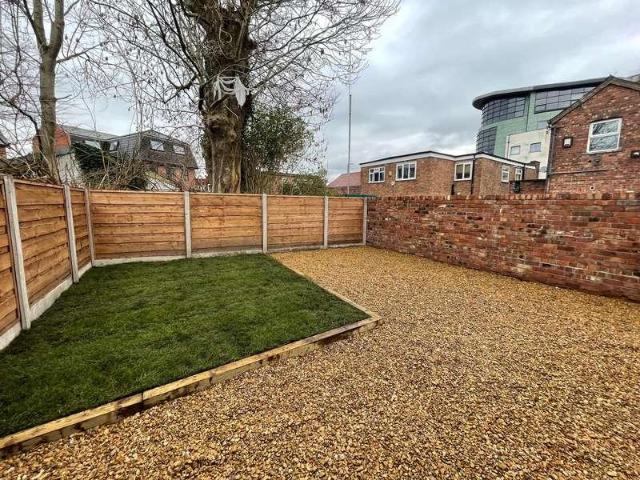 House for sale in Georgia, Greater Manchester