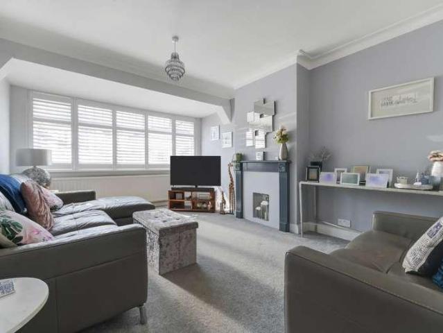 House for sale in West Ewell, Ewell