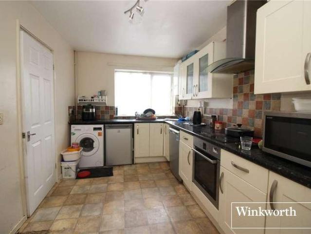 House for sale in Elstree and Borehamwood, Borehamwood