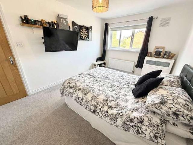 House for sale in Pensnett, West Midlands