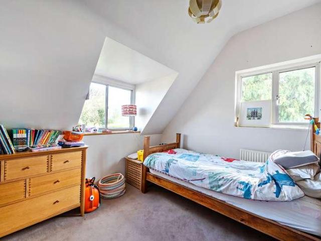 House for sale in Pachesham Park, Surrey