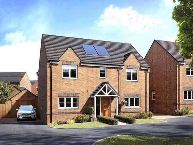 House for sale in Bromsberrow Heath, Gloucestershire