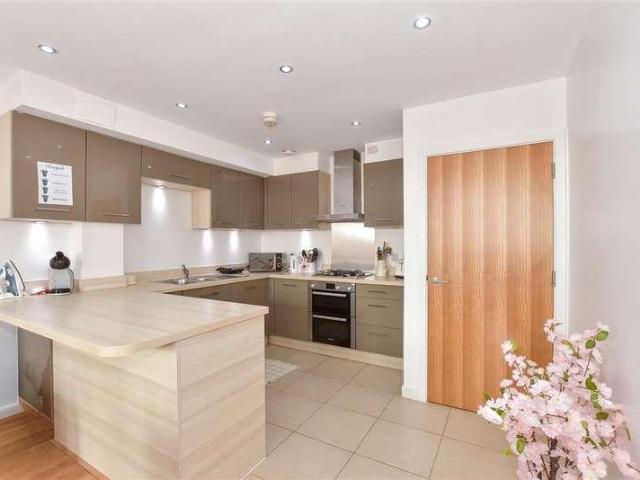 House for sale in Barracks, The Bridge