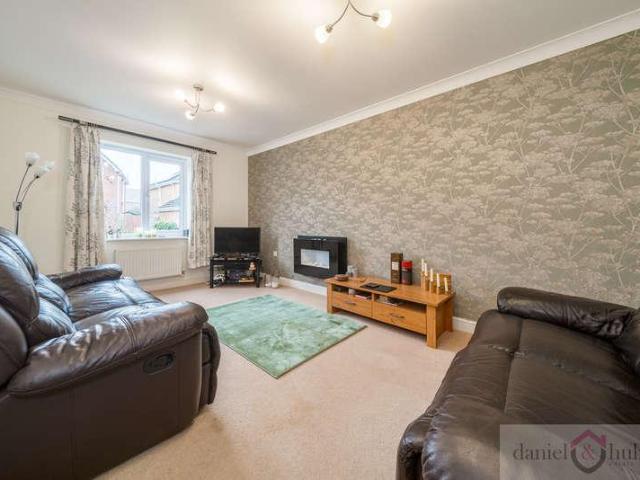 House for sale in Kingsley Moor, Staffordshire