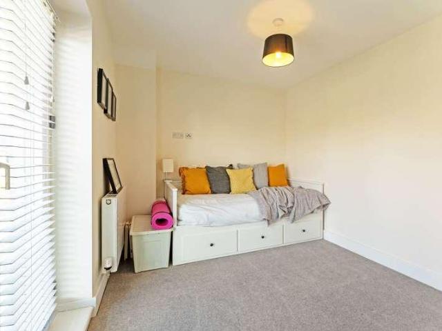 House for sale in Priors Hall Park, Weldon