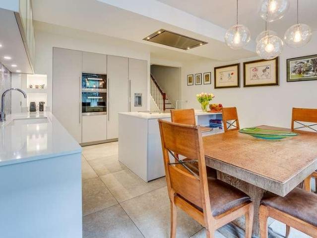 House for sale in Belgravia, Greater London