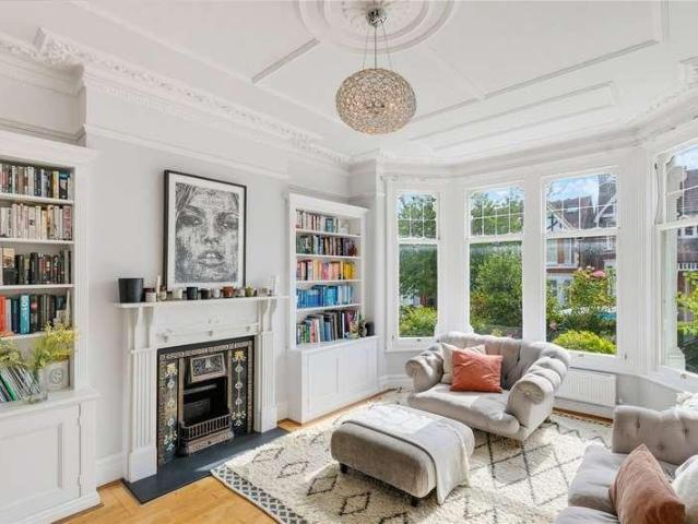 House for sale in Streatham, Greater London