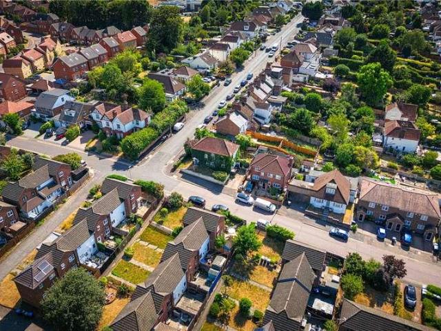 House for sale in Corner Hall, Dacorum