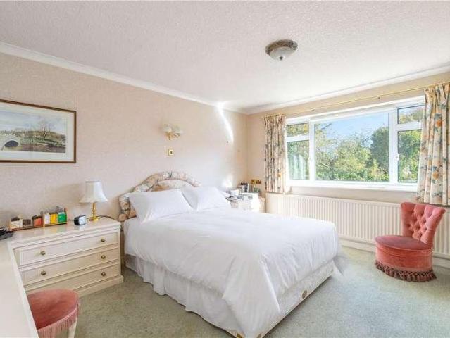 House for sale in Kirklands, Bradford