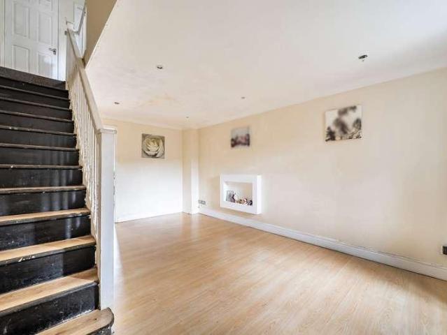 House for sale in Moneyhill, Batchworth