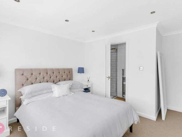 House for sale in Burnedge, Greater Manchester