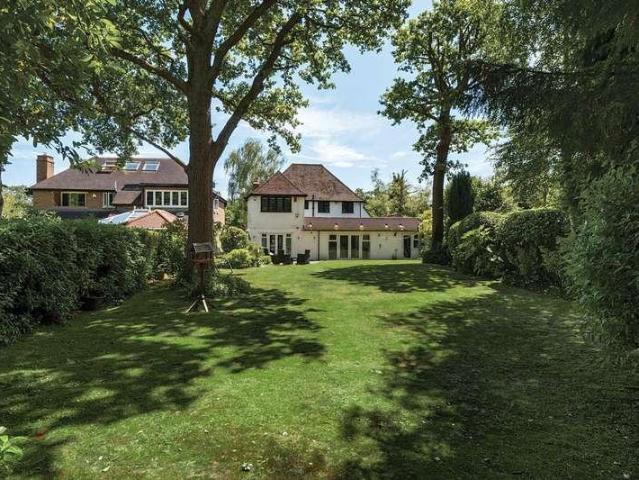 House for sale in Northwood, Northwood