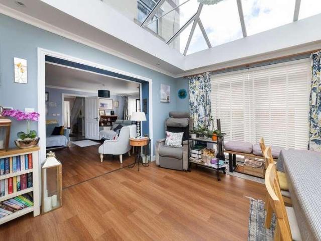 House for sale in Great Western Park North, Berrick Salome