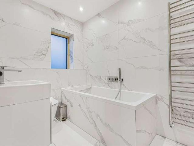 House for sale in Greater London