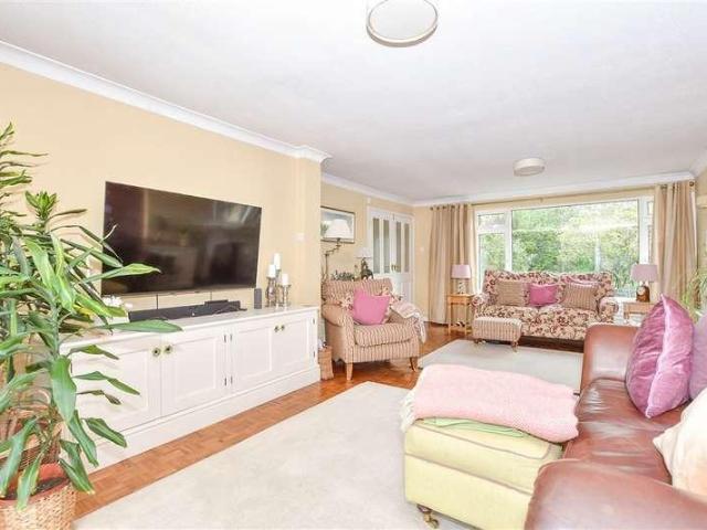 House for sale in Midway, Kent
